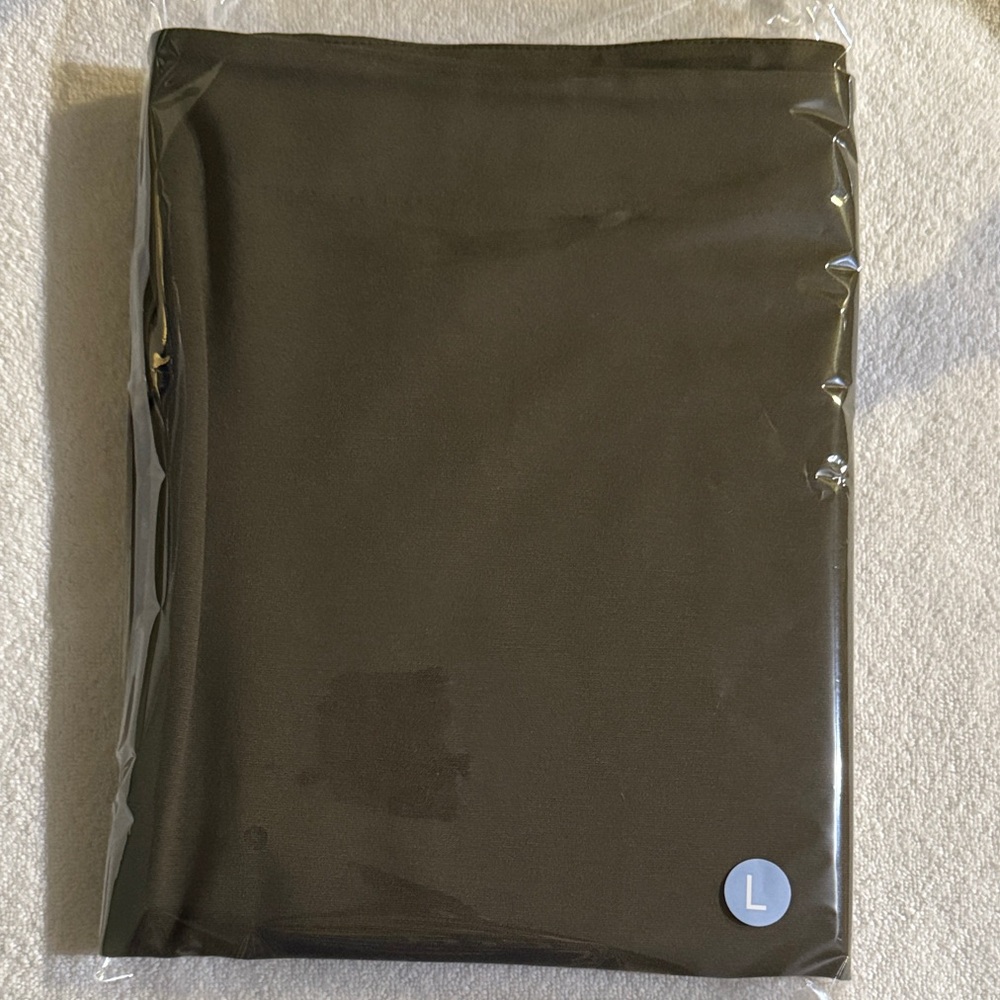 NWT - T Tahari Classic Khaki Pencil Skirt - Size L - Picture 7 of 11